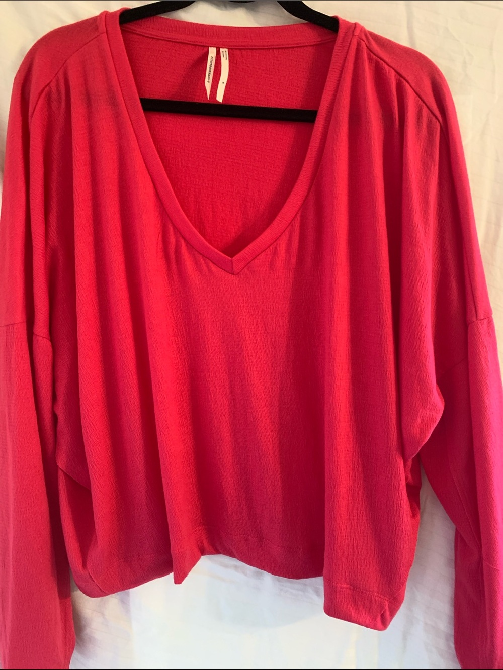 Anthropologie Hot Pink Ribbed Knit V-Neck Top Fuchsia Size M